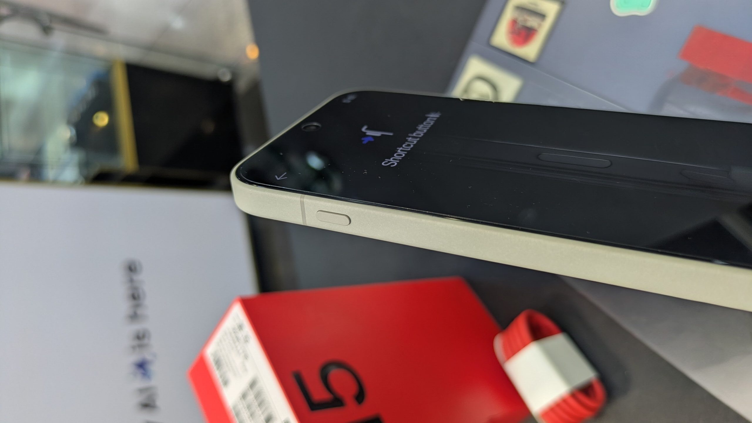 وان پلاس ۱۵ با رجیستر